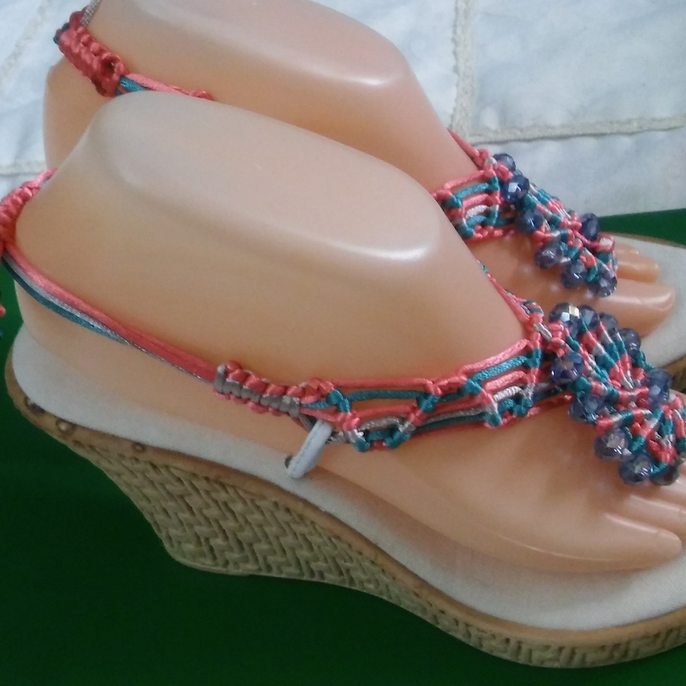 SANDALS - Picture 2 of 8